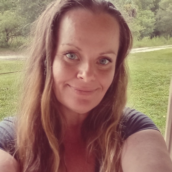 Hello, I’m Kristi the Glow Worm - Picture 2 of 16